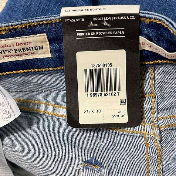 NWT Levi’s 725 High-Rise Bootcut Jeans - Picture 5 of 6